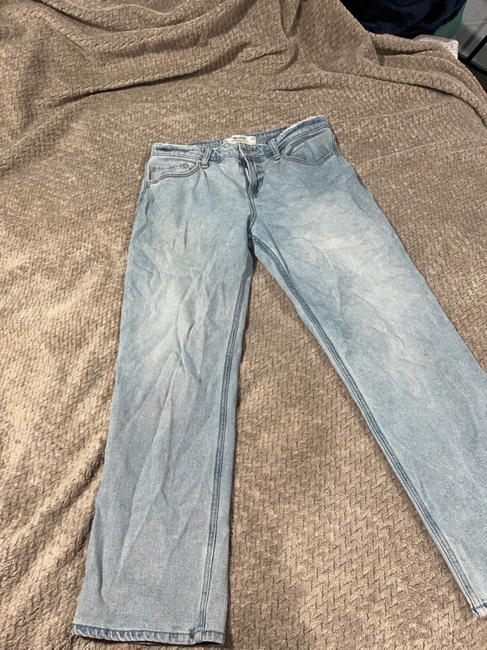 Hollister Light Blue Straight-Leg Women’s Jeans